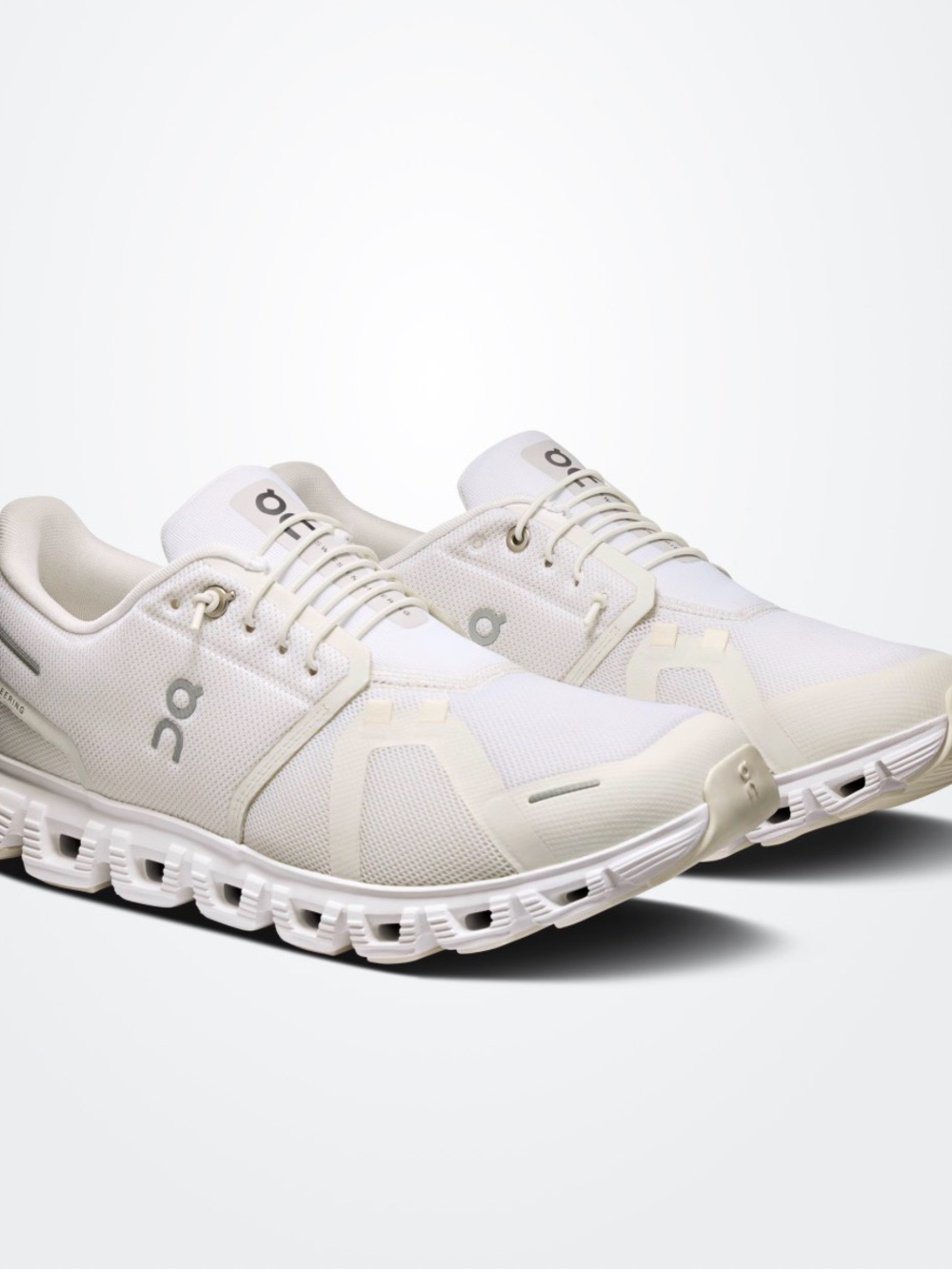 On Running Cloud 6 Sneakers in White BNIB size 12 men’s